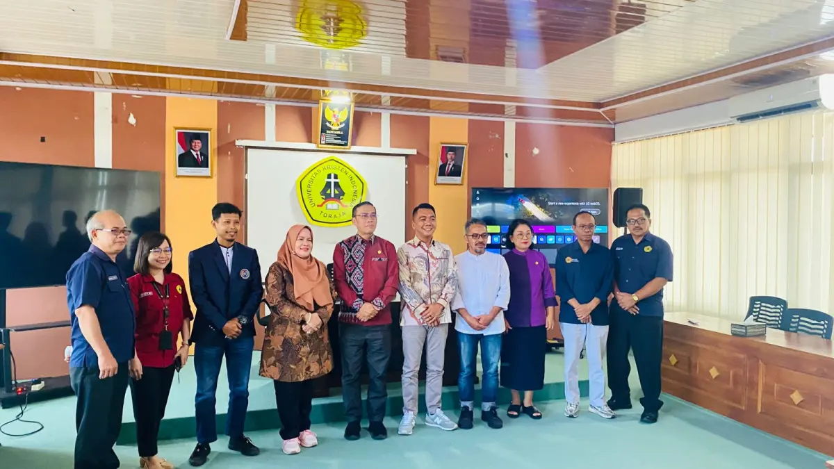 UMPAR Ikuti Monev Program Bantuan Pengembangan MKWK Berbasis Proyek di UKI Toraja