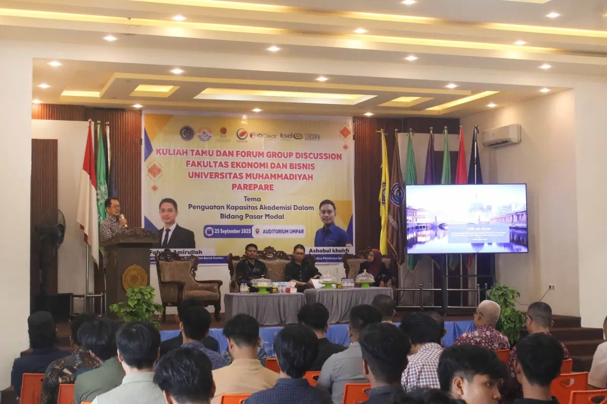 Fakultas Ekonomi & Bisnis UMPAR Gelar Kuliah Tamu dan FGD, Bahas Penguatan Kapasitas Akademisi di Bidang Pasar Modal