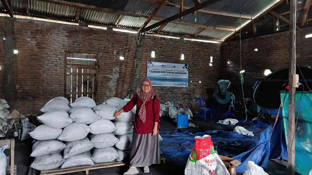 UMPAR Jadi Pelopor Pengembangan Pupuk Kimia Lepas Lambat Berbasis Biochar di Sulawesi Selatan