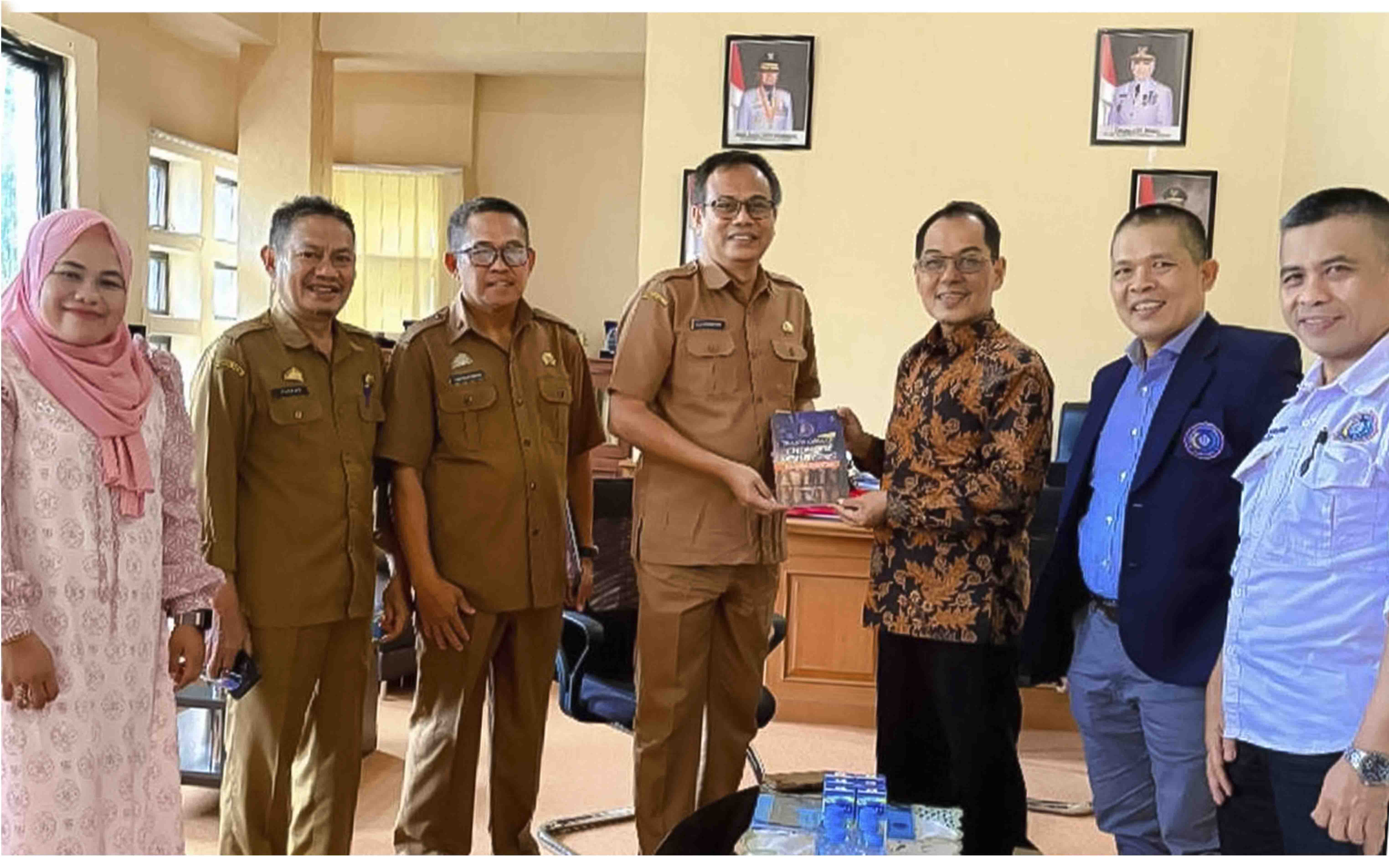 UMPAR Jajaki Kerja Sama Pendidikan dengan Pemerintah kabupaten Enrekang, Bahas Program S2, S3 dan RPL bagi ASN