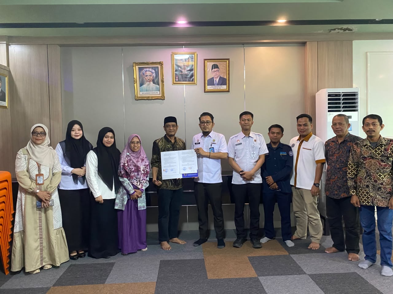 Taken KontrakUMPAR dan Kementerian Hukum Sulsel Bersinergi Tingkatkan Perlindungan Hak Kekayaan Intelektual