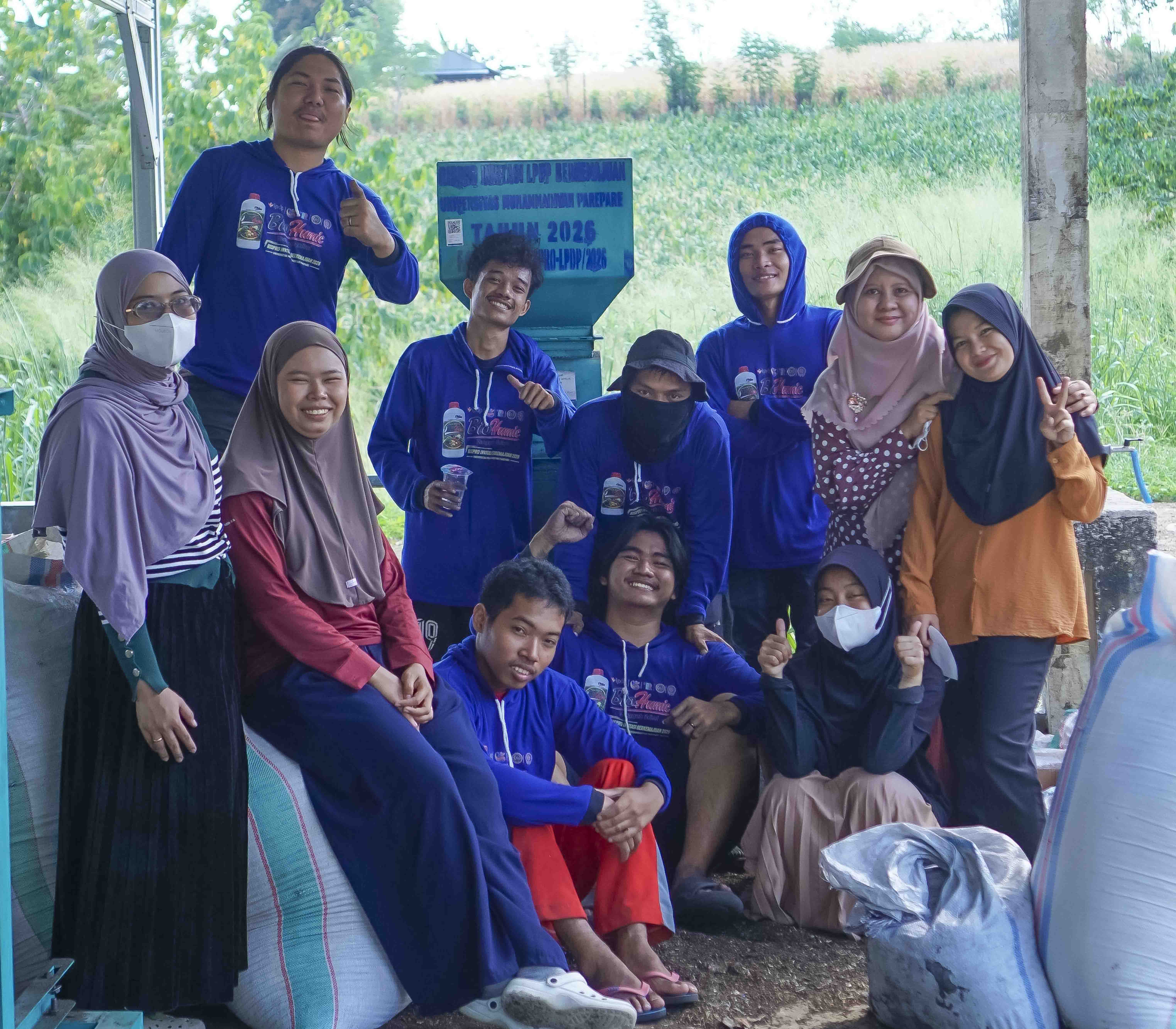 Tim Rispro Invitasi Berkemajuan Umpar Mulai Produksi Kompos Kulit Kakao untuk Bahan Baku Pupuk Organik Biohumic