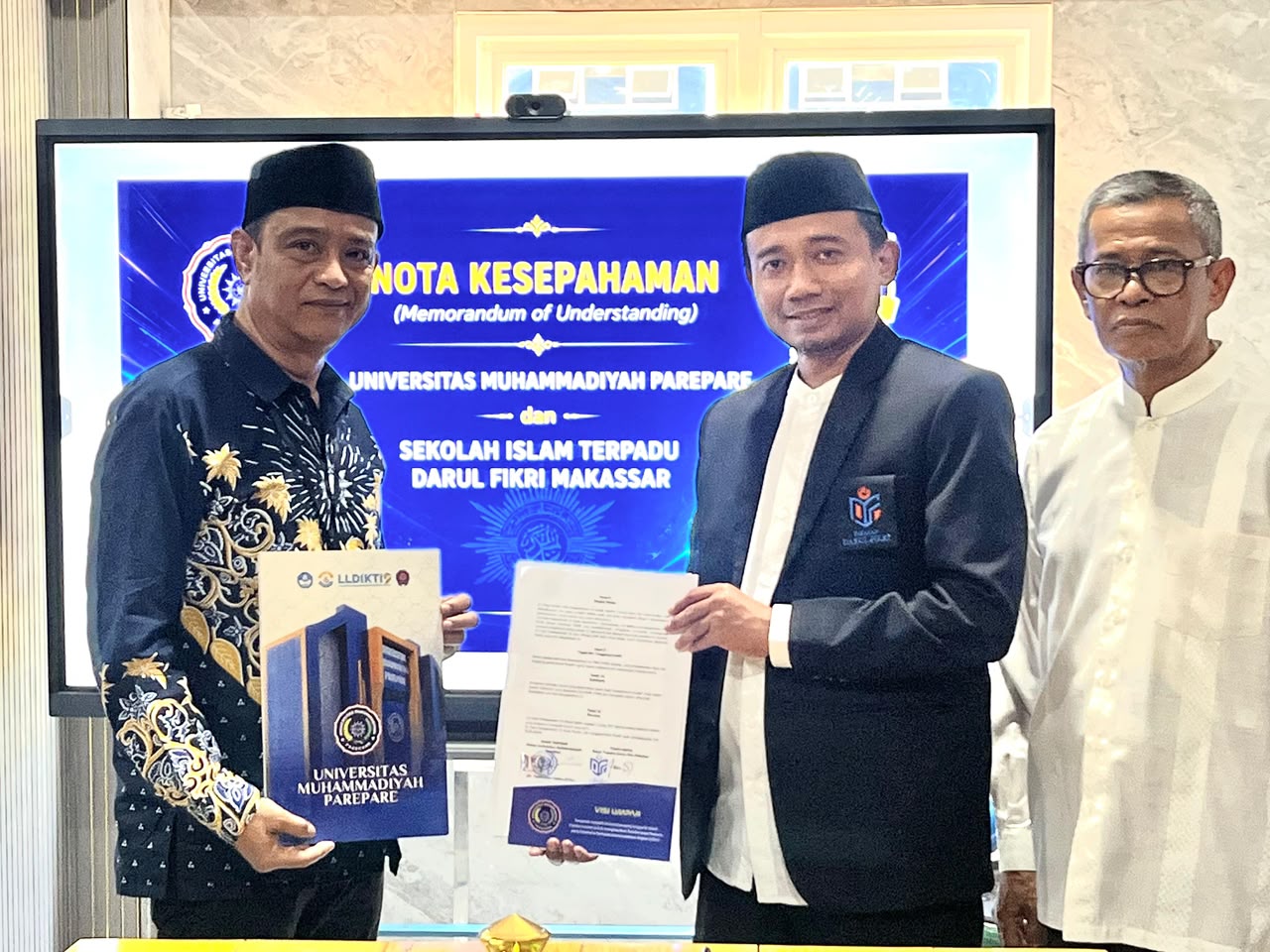 UMPAR dan SIT Darul Fikri Makassar Perkuat Sinergi Tridarma Pendidikan