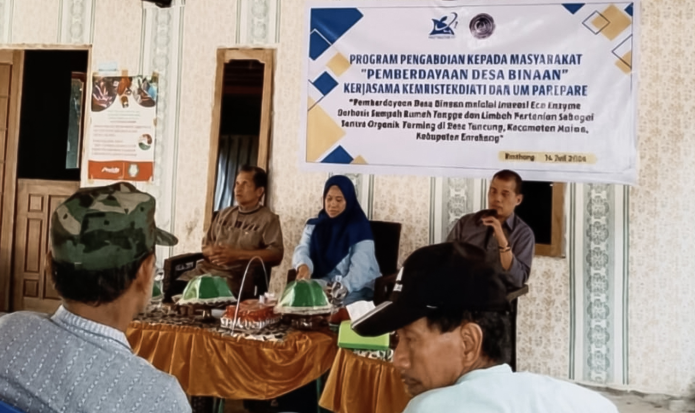 Limbah Jadi Berkah, Dosen UMPAR dampingi Warga Desa Tuncung Ubah Sampah Organik Jadi Eco-Enzyme dan Pupuk