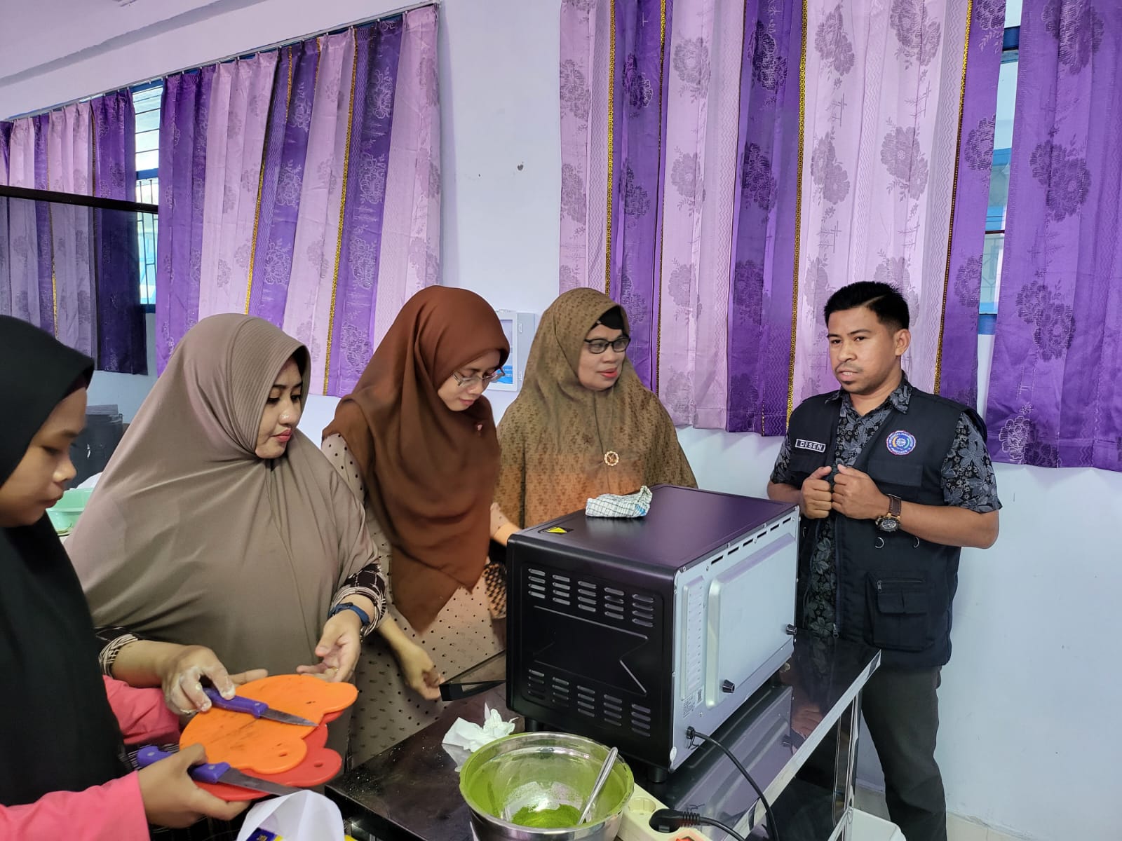 Peneliti UMPAR Kembangkan Mie Kelor dan Belut untuk Dukung Pencegahan Stunting