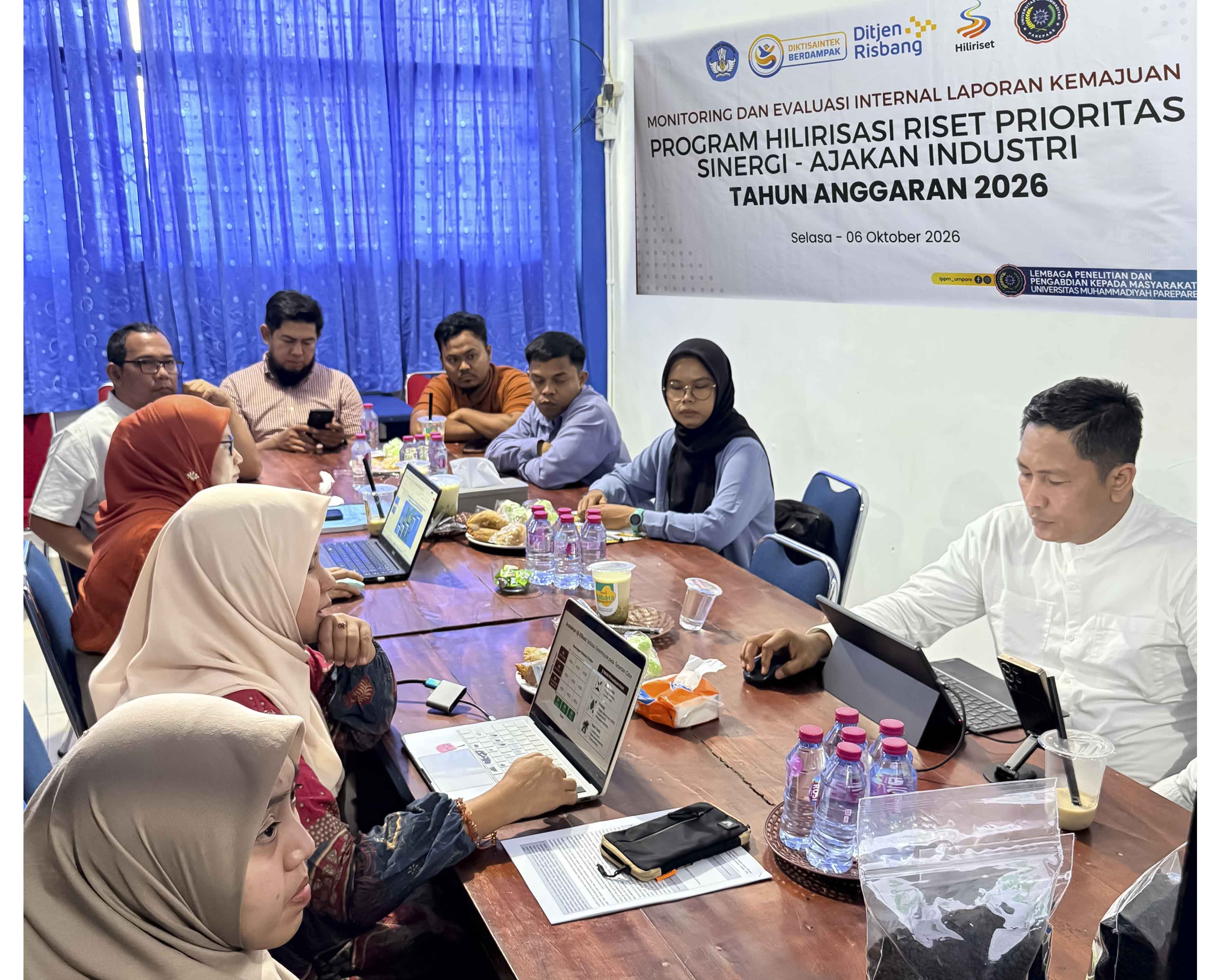 Inovasi dan Riset Perguruan Tinggi Harus sampai ke Masyarakat dan Industri- UMPAR melakukan Monev Internal Skema Hilirisasi Riset Prioritas