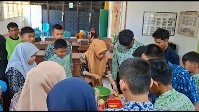 Peneliti UMPAR Kembangkan Bioinsektisida dari Limbah Biji Buah untuk Kendalikan Larva Nyamuk DBD